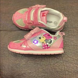 Minnie Mouse Light up pink sparkle sneakers